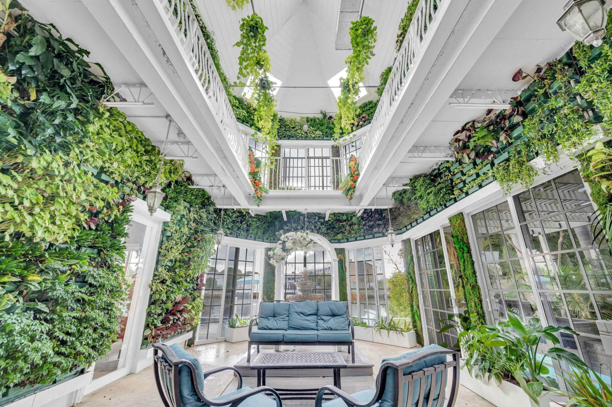 The Modern Castle Canal View Access Rooftop Living Greenhouse Vlllas Fort Lauderdale Dış mekan fotoğraf
